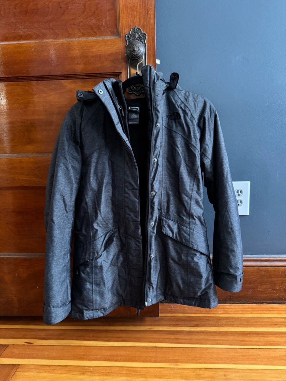The North Face Women’s Charcoal Gray Winter Jacket